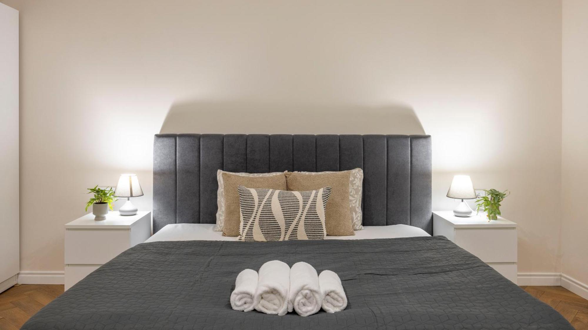 Deluxe & Grand Z15 In A Prime Location Appartement Boedapest